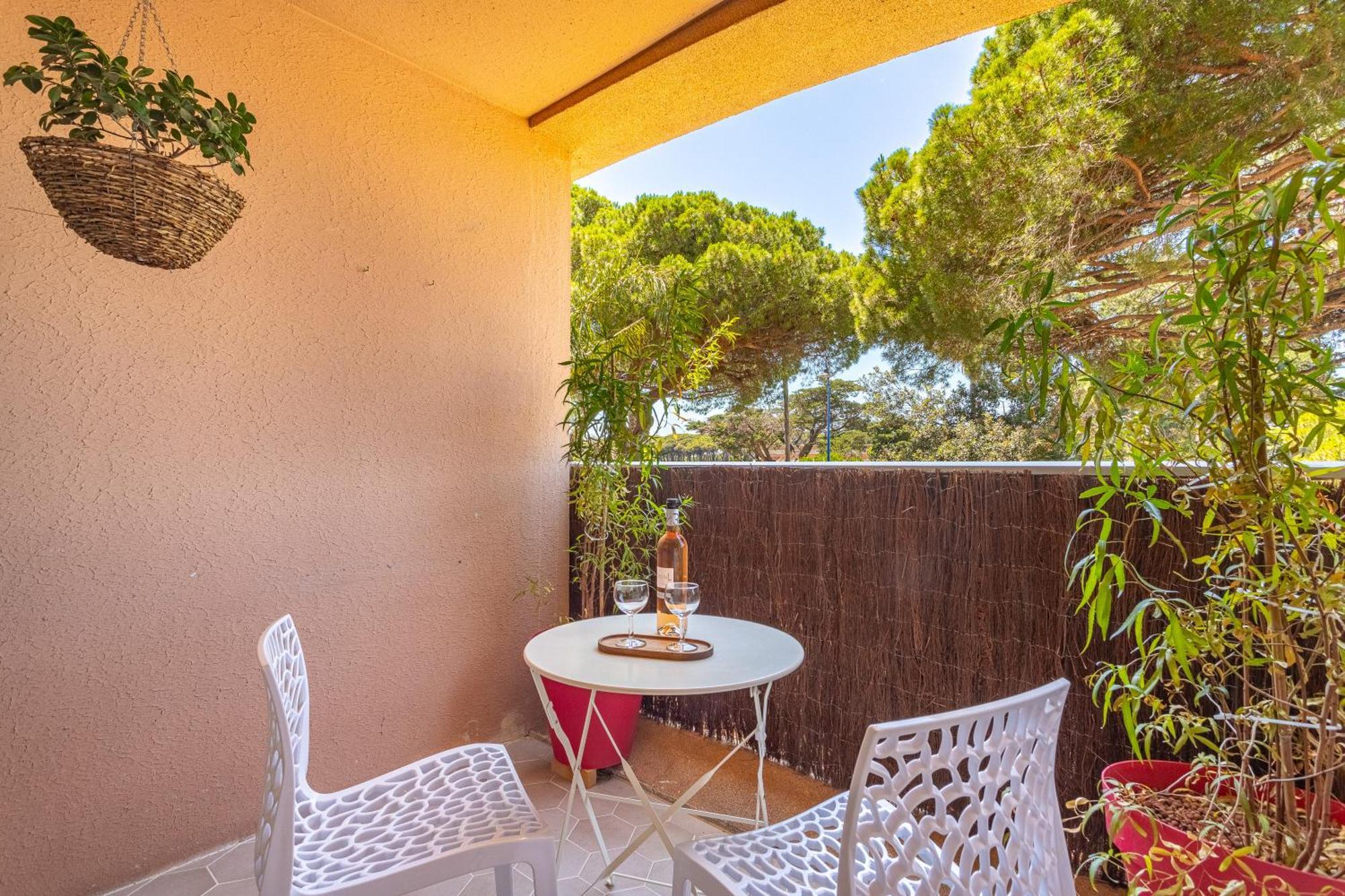 La Cigale Varoise - Hyeres La Plage Екстериор снимка